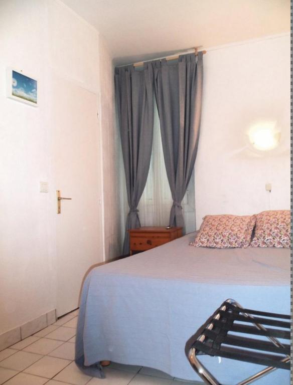 Hotel Du Musee Menton Oda fotoğraf
